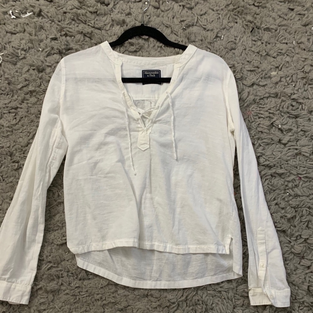 white abercrombie shirt